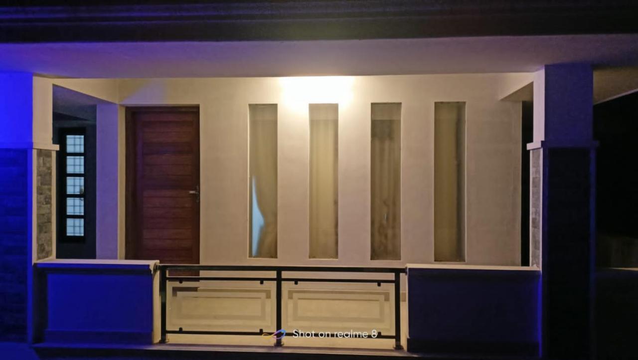 Agape Marari Apartment มาราริคุลาม ภายนอก รูปภาพ